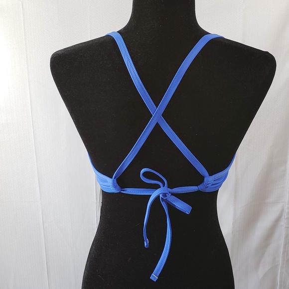 Shade & Shore Women's Shore Crochet Bikini Top - Picture 5 of 6